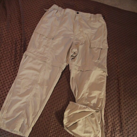 Pants, hiking light tan, converts to shorts. Size XL. Real Legends. Like new. - Picture 10 of 13